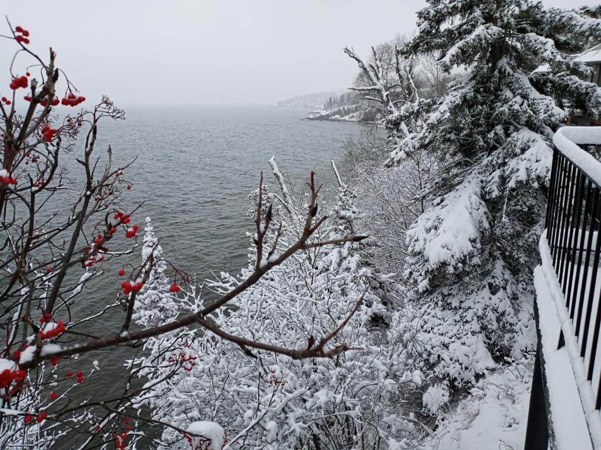 Cliff Dweller On Lake Superior Tofte Экстерьер фото